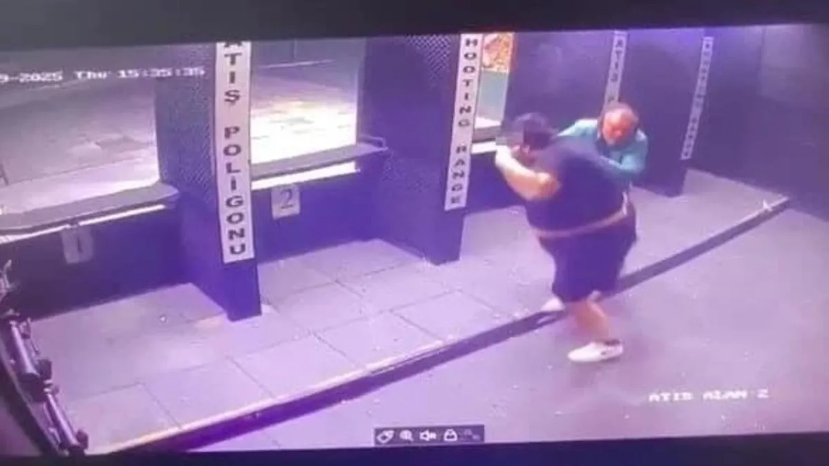 Antalya’da poligonda intihara kalkışan kişi kendisiyle birlikte eğitmeni de vurdu