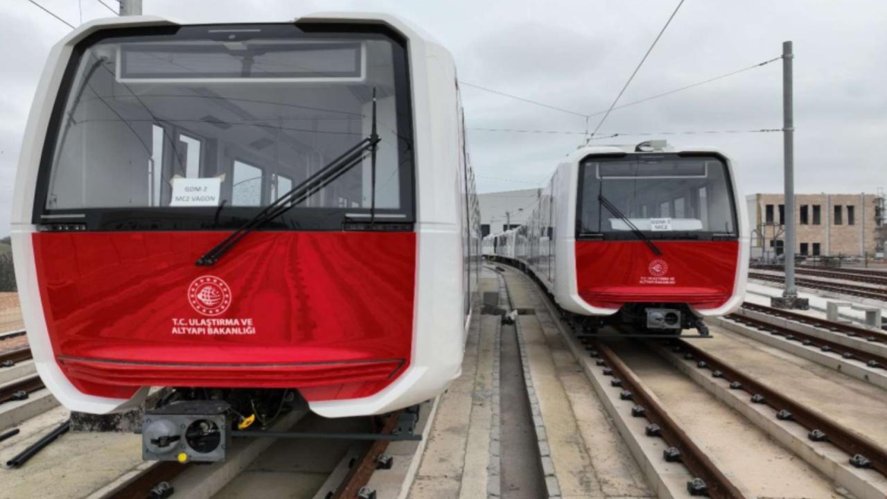 Bakan Uraloğlu: Türkiye genelinde kent içi raylı sistem hattı uzunluğu 434 kilometreye ulaştı