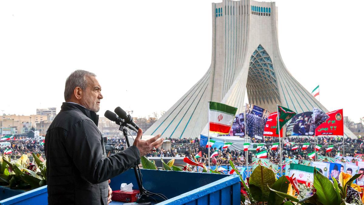 İran Cumhurbaşkanı Pezeşkiyan: Tam kapsamlı bir ekonomik savaş içindeyiz