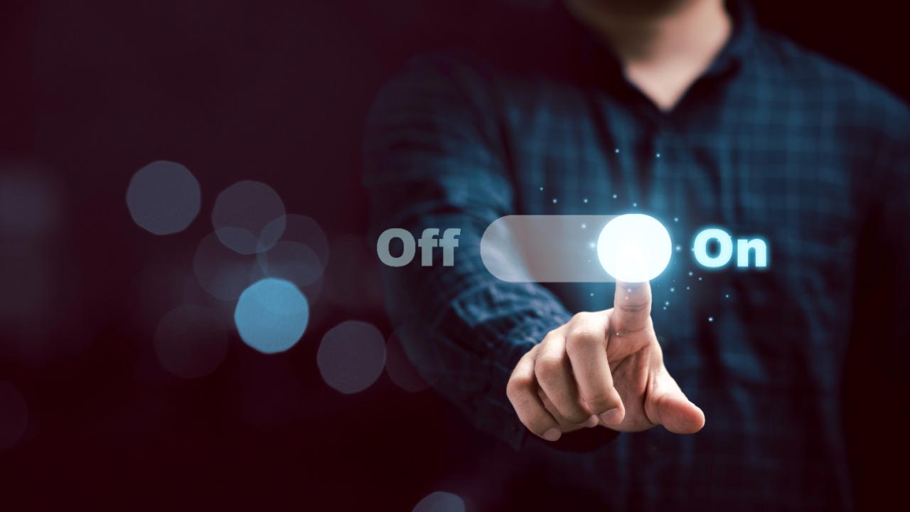 Teknolojinin kontrolü sizde mi, sizin kontrolünüz teknolojide mi?